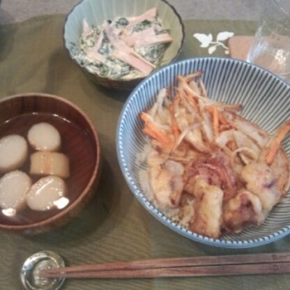 いか天と一緒に天丼にして食べました〜(^～^)
サックリのかき揚げができて美味しかったです！